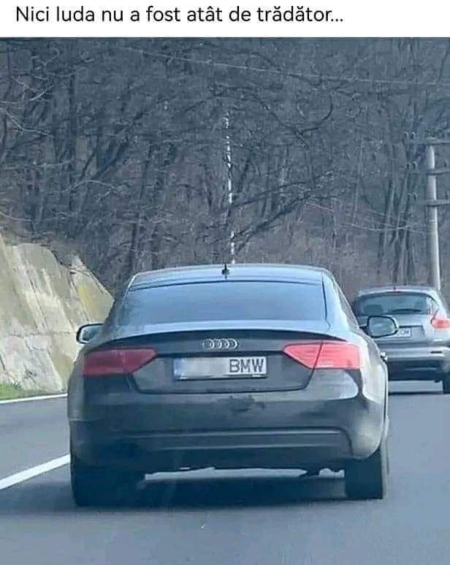 cum arata un numar ciudat la Audi