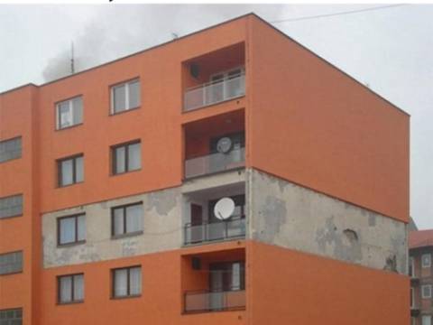 C&acirc;teva bancuri cu administratori de bloc