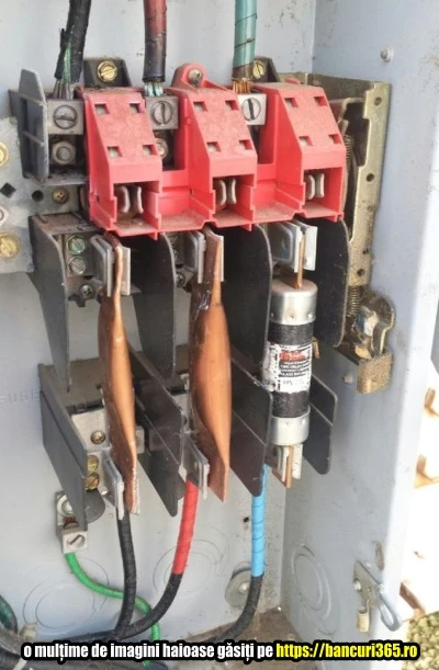 Ce sigurante a pus Dorel electricianul