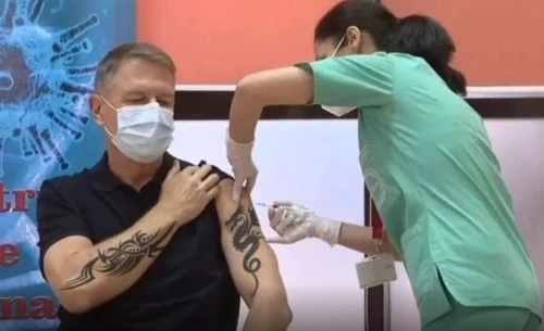 Presedintele Romaniei se vaccineaza anti covid